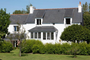 Maison Coz Campagne Calme Piscine